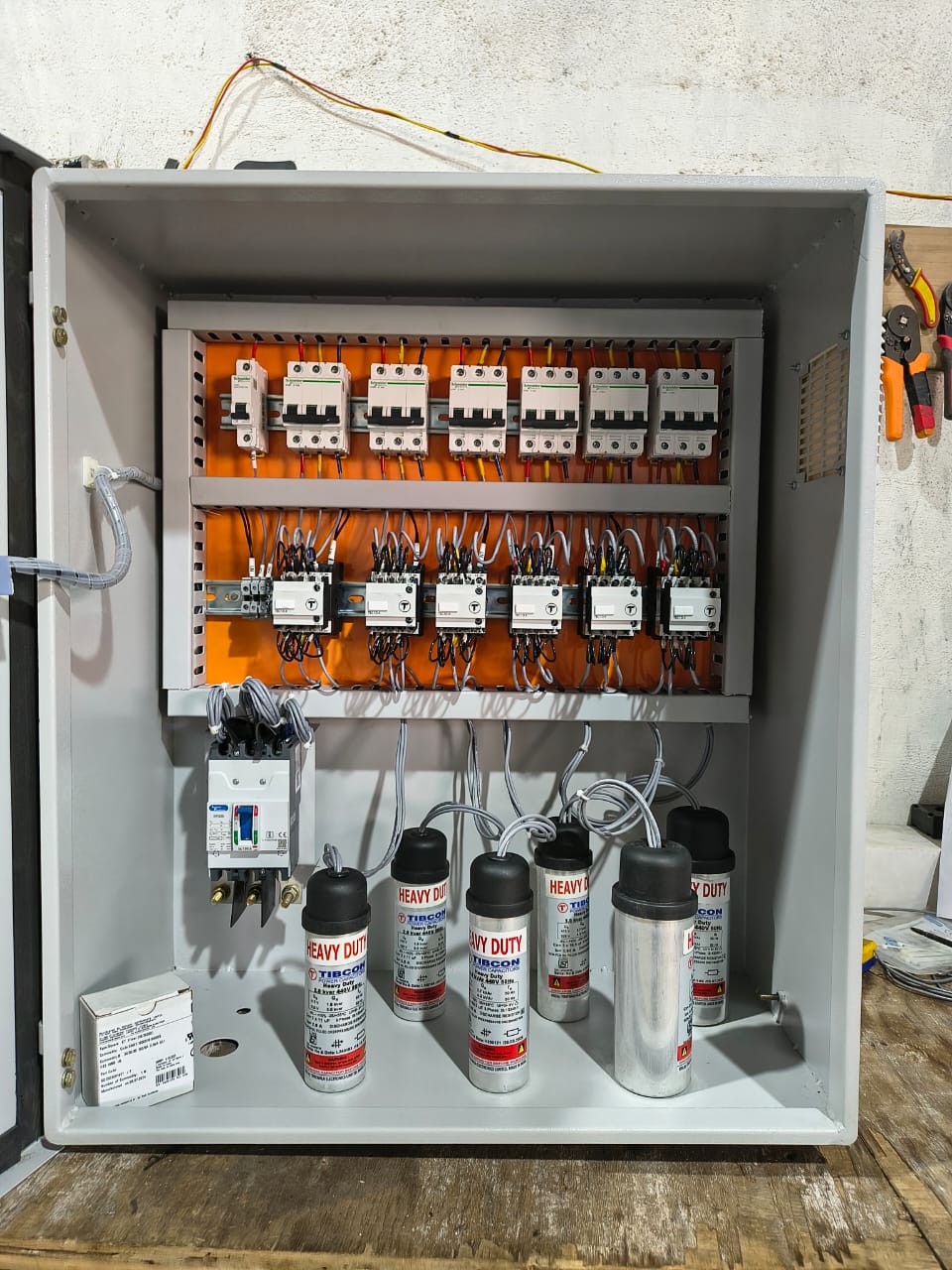 Heavy-Duty Capacitor Banks & Sub-Feeder Panel